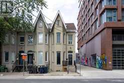 530 RICHMOND STREET W Toronto 