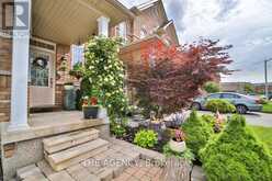 73 LUISA STREET Bradford/West Gwillimbury