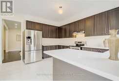 194 GARDINER DRIVE Bradford/West Gwillimbury