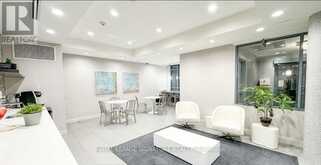 602 - 17 KENASTON GARDENS Toronto 