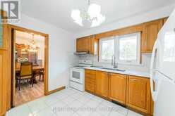 43 COMMONS DRIVE Toronto