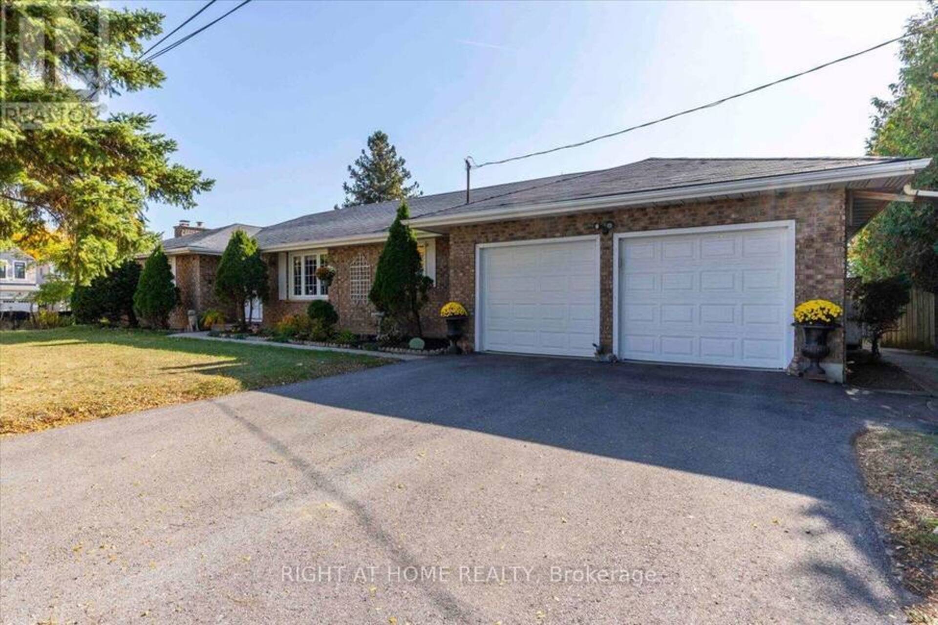 569 MAPLEVIEW DRIVE E Barrie 