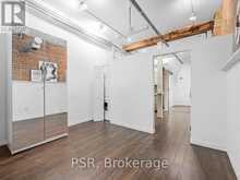 4 - 121 PRESCOTT AVENUE Toronto 