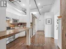 4 - 121 PRESCOTT AVENUE Toronto 