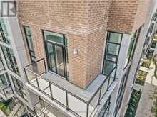 11 - 851 SHEPPARD AVENUE W Toronto 