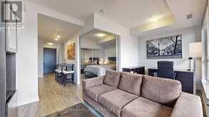 518 - 23 GLEBE ROAD W Toronto 