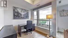 518 - 23 GLEBE ROAD W Toronto 