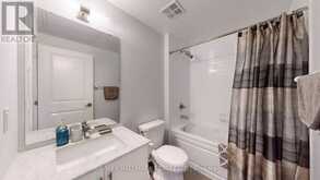 518 - 23 GLEBE ROAD W Toronto 