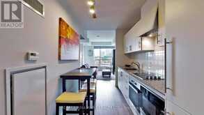 518 - 23 GLEBE ROAD W Toronto 