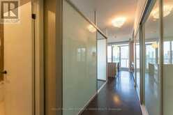 4206 - 426 UNIVERSITY AVENUE Toronto 