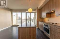 4206 - 426 UNIVERSITY AVENUE Toronto 