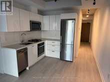 612 - 195 MCCAUL STREET Toronto 