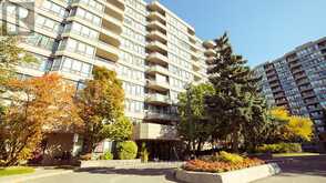 210 - 81 TOWNSGATE DRIVE E Vaughan 