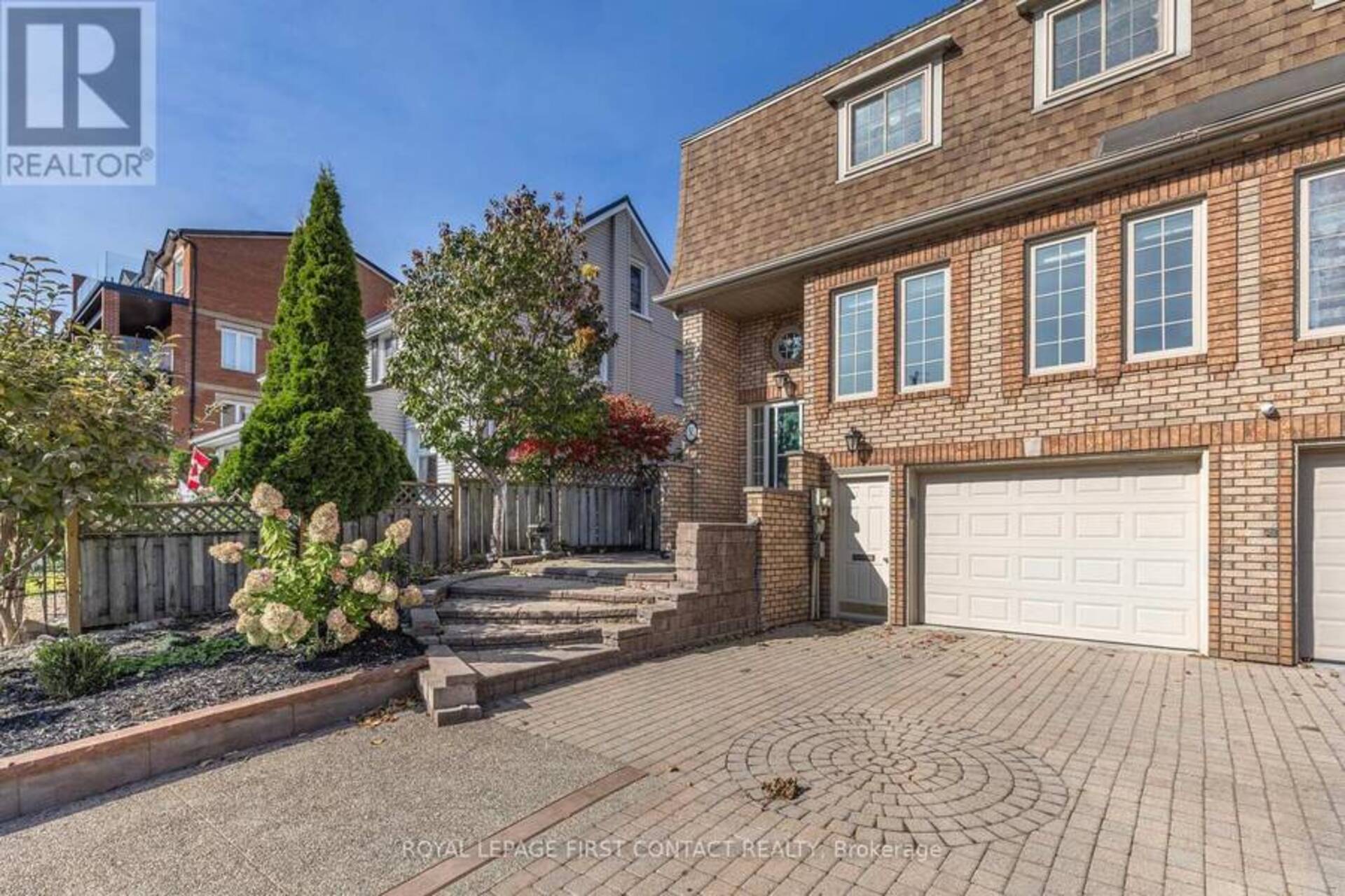 36 KEMPENFELT DRIVE Barrie 