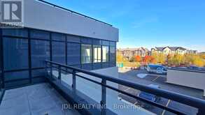 236 - 395 DUNDAS STREET W Oakville