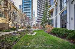 108 - 3 MCALPINE STREET Toronto 