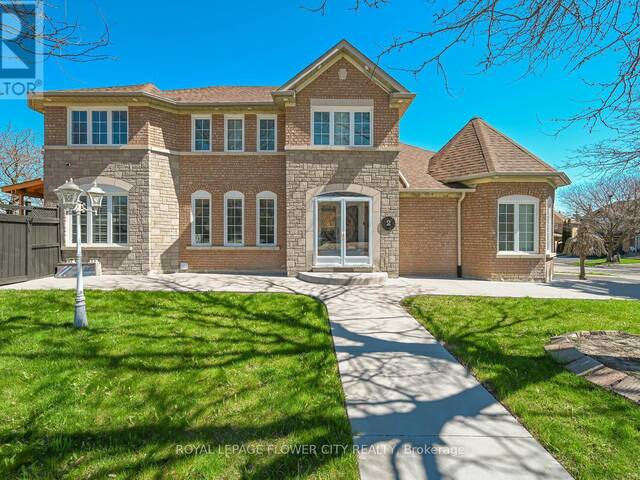 2 BLACK HILLS COURT Brampton Ontario