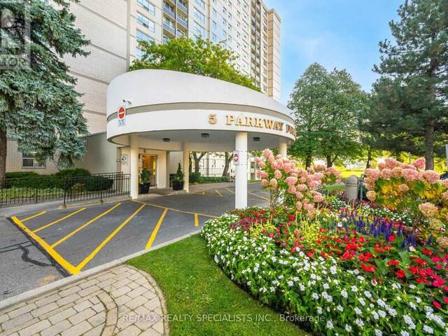 1808 - 5 PARKWAY FOREST DRIVE Toronto  Ontario