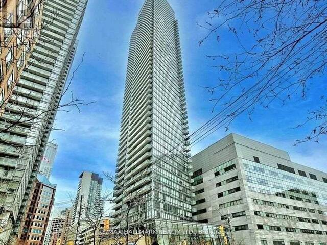 3705 - 832 BAY STREET Toronto  Ontario