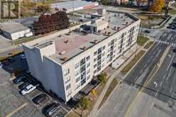 210 - 160 WELLINGTON STREET E Aurora 