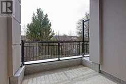 204 - 652 CRICKLEWOOD DRIVE Mississauga 