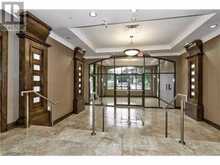 #202 - 205 LAKESHORE ROAD W Oakville 