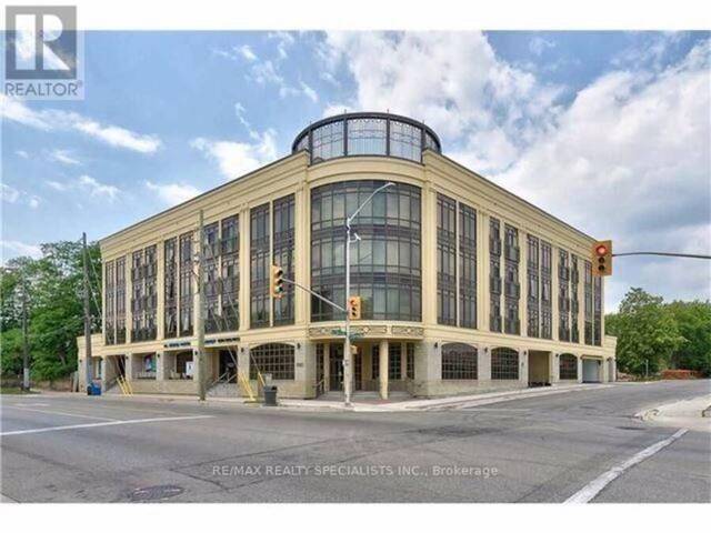 #202 - 205 LAKESHORE ROAD W Oakville  Ontario