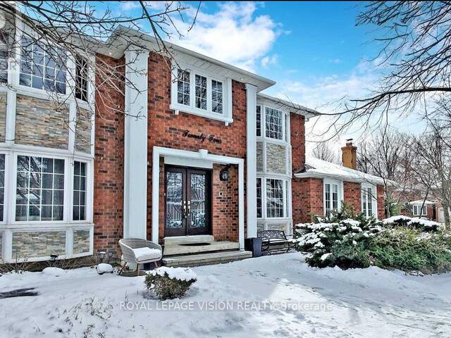 24 SOUTHGATE CRESCENT Richmond Hill Ontario