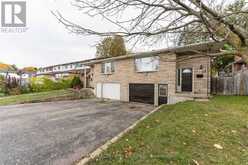 32 OBERMEYER DRIVE Kitchener