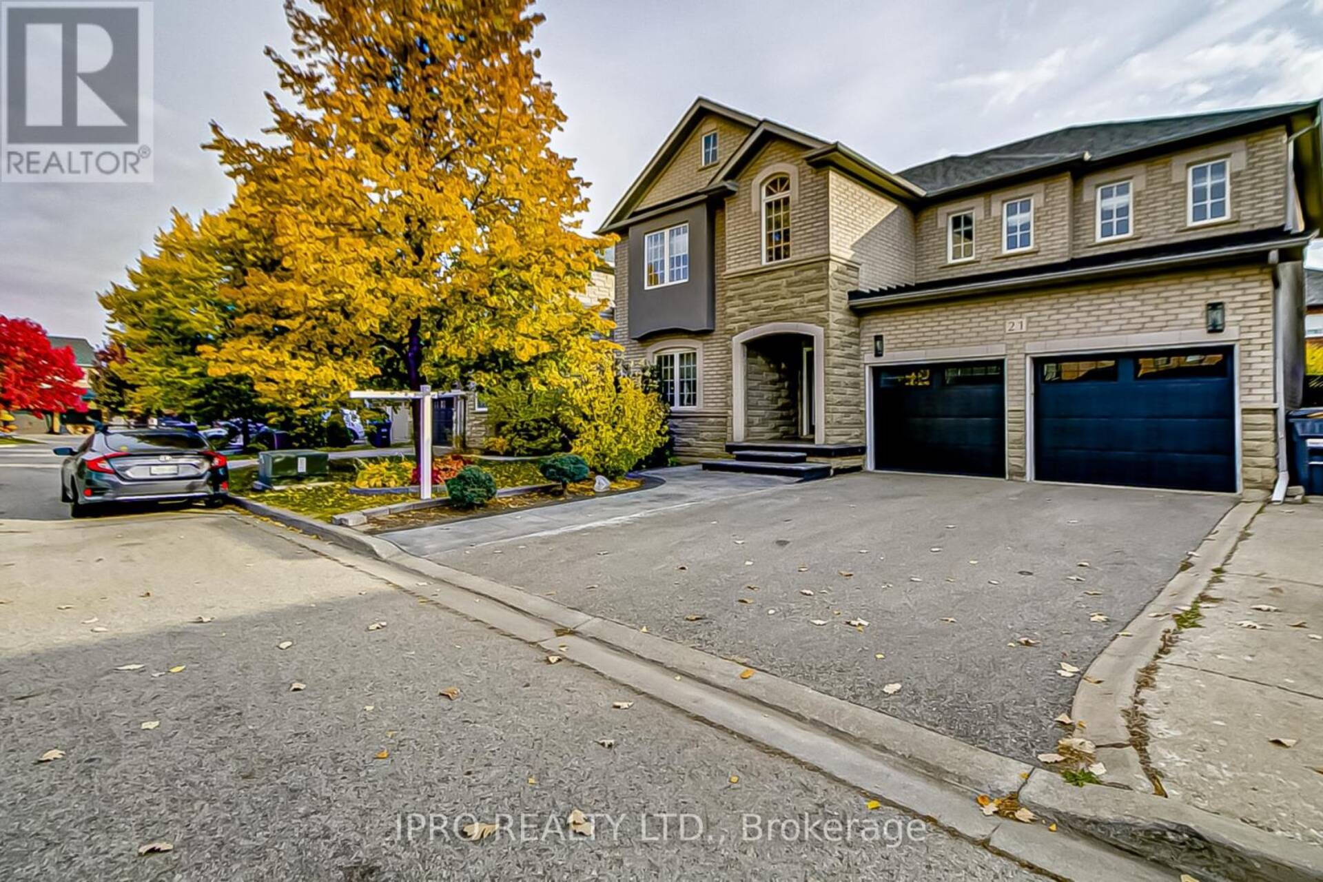 21 SAWSTON CIRCLE Brampton