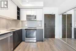 722 - 100 EAGLE ROCK WAY Vaughan