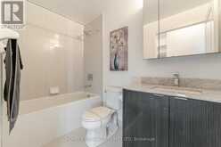 722 - 100 EAGLE ROCK WAY Vaughan