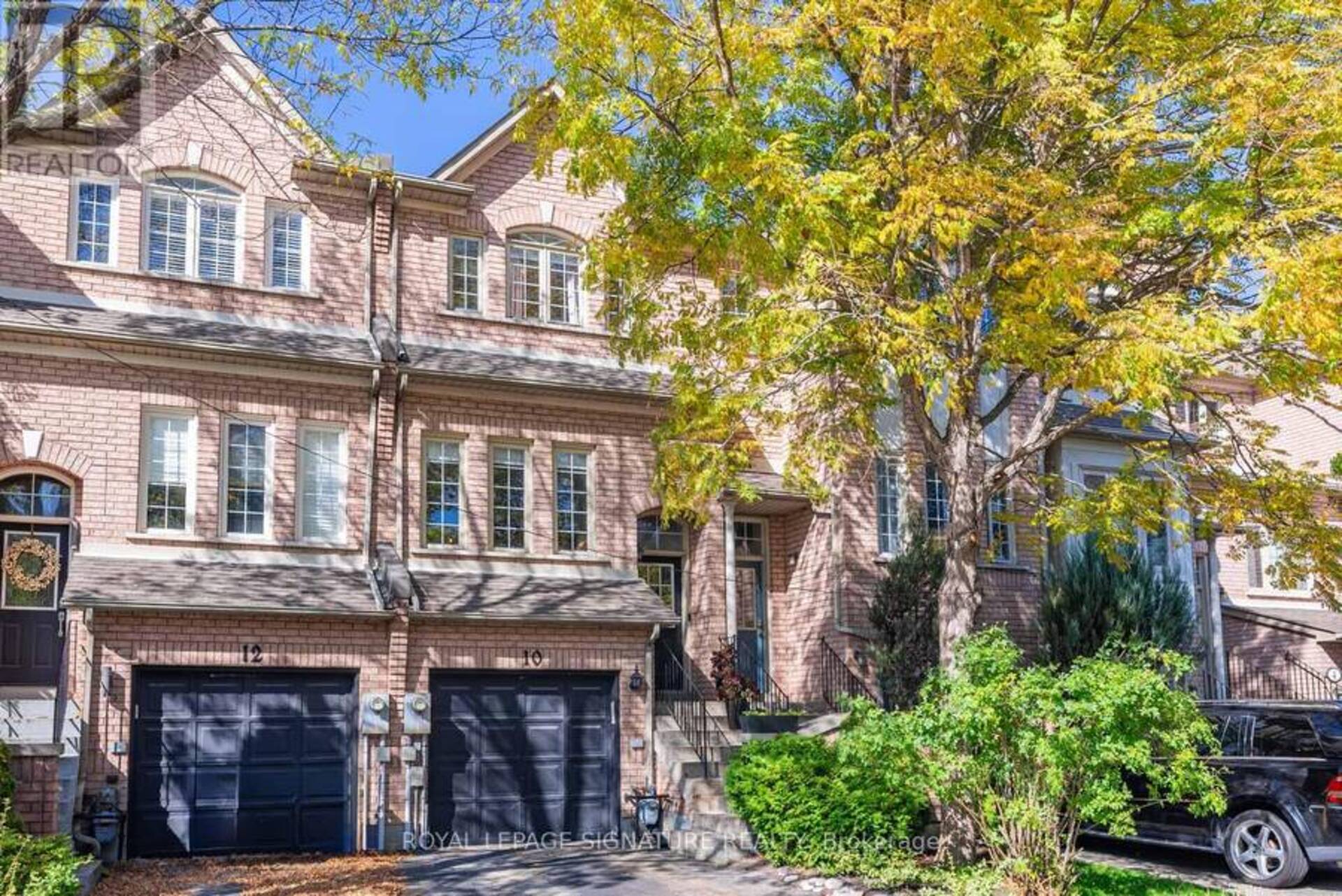 10 HARBOURVIEW CRESCENT Toronto 