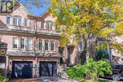 10 HARBOURVIEW CRESCENT Toronto 