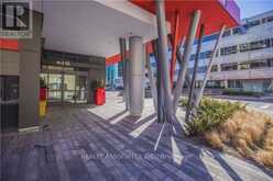 204 - 88 SHEPPARD AVENUE E Toronto 