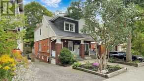 157 GAINSBOROUGH ROAD Toronto 