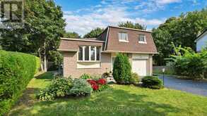 124 BEAVERBROOK COURT Toronto 