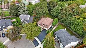 124 BEAVERBROOK COURT Toronto 