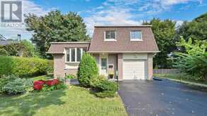 124 BEAVERBROOK COURT Toronto 