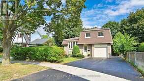 124 BEAVERBROOK COURT Toronto 