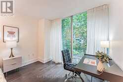 106 - 39 QUEENS QUAY E Toronto 