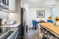 32 - 10 BRIN DRIVE S Toronto 