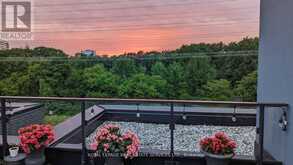 32 - 10 BRIN DRIVE S Toronto 