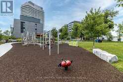 32 - 10 BRIN DRIVE S Toronto 