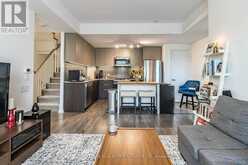 32 - 10 BRIN DRIVE S Toronto 