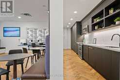 110 - 600 QUEENS QUAY W Toronto