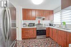 #2 - 353 DRIFTWOOD AVENUE Toronto 