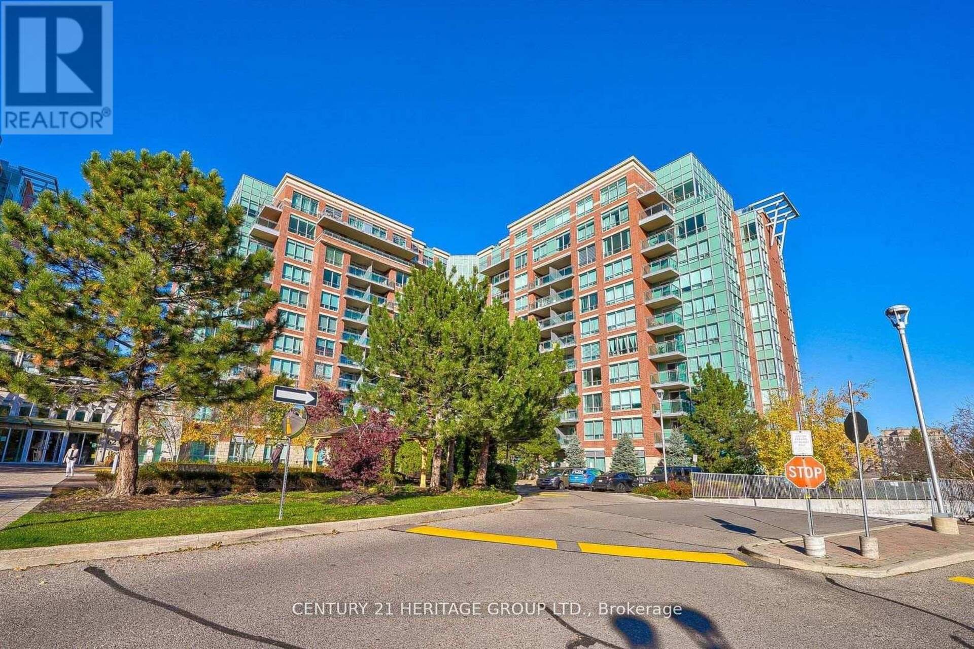 703 - 62 SUNCREST BOULEVARD Markham