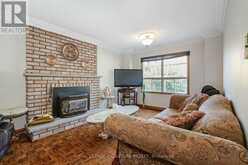 100 GAS LIGHT CRESCENT Vaughan