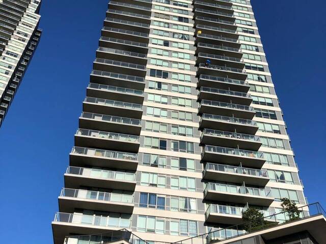 904 - 2240 LAKE SHORE BOULEVARD W Toronto  Ontario